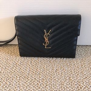 Saint Laurent Matelasse Flap Pouch-Quilted Grain De Poudre Clutch